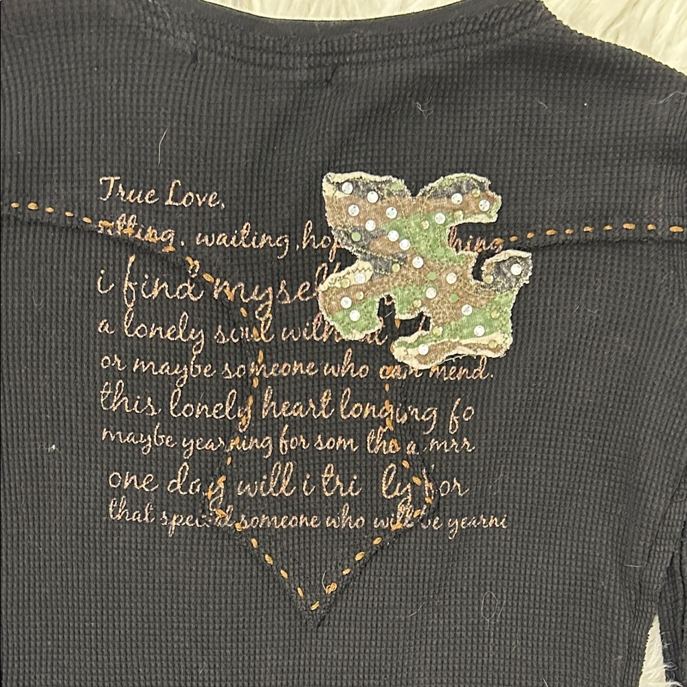 GRIFFIN Black Long Sleeve Shirt with Gold Design - Picture 6 of 6